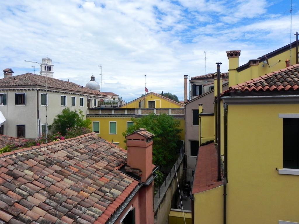 Biennale 252 Apartment Венеция Стая снимка